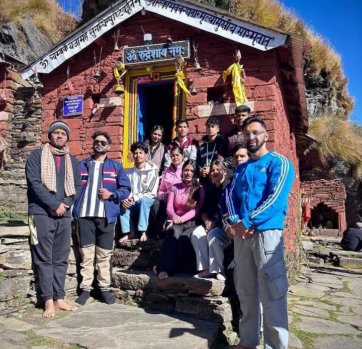 Group at the Rudranath temple